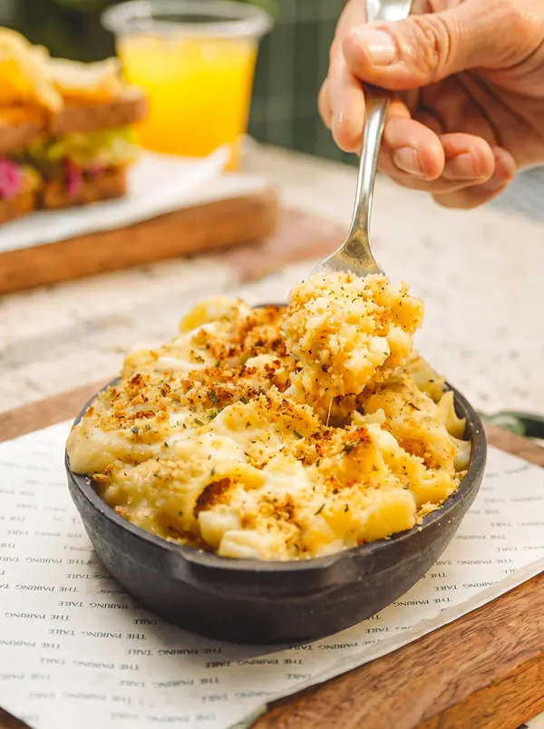 Social: mac and cheese