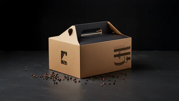 Packaging: takeaway box